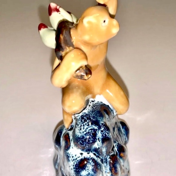 Vintage Adorable Asian Porcelain Monkey With Coconut Figurine - Picture 2 of 9